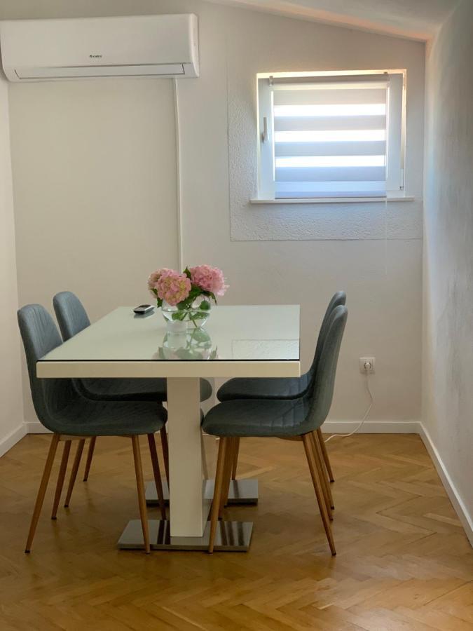 Seaview Apartment Rose 2 Trogir Dış mekan fotoğraf